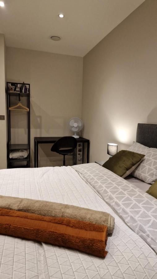 London City Apartment One Ealing Zewnętrze zdjęcie